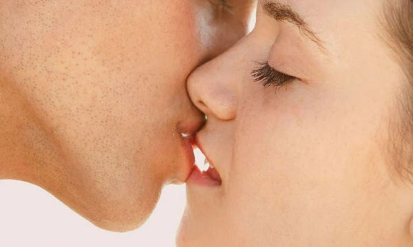 Chờ thời điểm hôn thích hợp