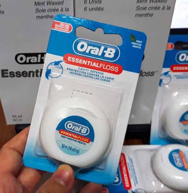 Cách dùng chỉ nha khoa không sáp