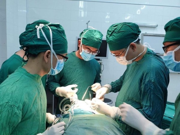 Nhổ răng khôn ở bệnh viện