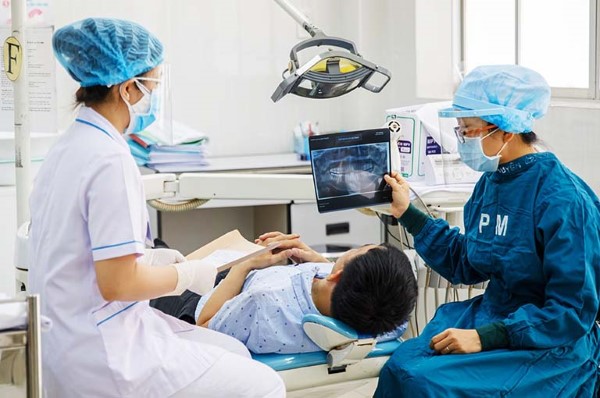 Nhổ răng khôn ở phòng khám nha khoa
