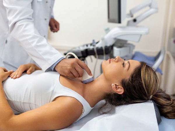 Phương pháp điều trị tình trạng nước bọt có máu